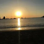 Hola